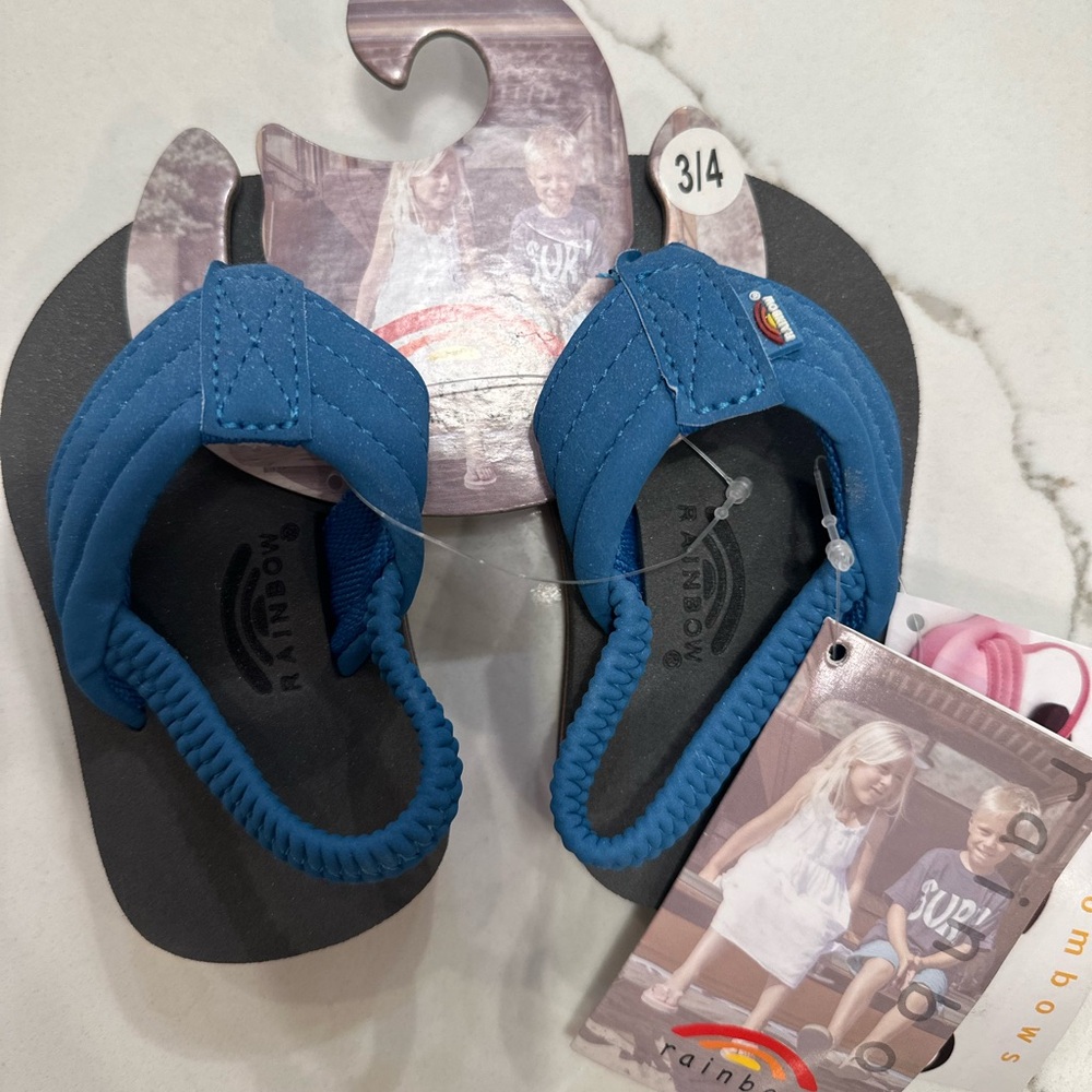 Rainbow Sandals - Blue Toddler Boy size 3/4 **NEW**
